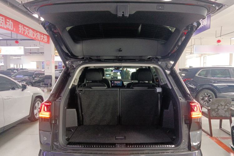 Used Volkswagen Talagon 2023 Facelift 380TSI All-Wheel-Drive Luxury Jiajing Pro 6-Seater Trunk