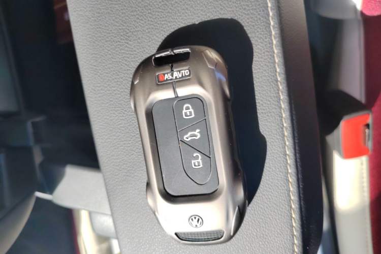 Used Volkswagen Talagon 2023 Facelift 380TSI All-Wheel-Drive Luxury Jiajing Pro 6-Seater Vehicle Key