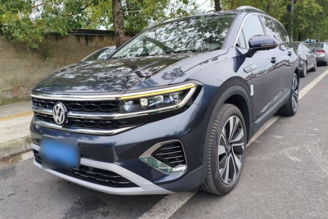 Ojetý Volkswagen Talagon 2023 Facelift 380TSI All-Wheel-Drive Luxury Jiajing Pro 6-Seater