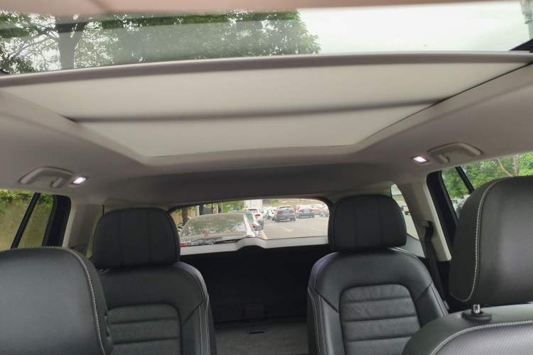 Used Volkswagen Talagon 2023 Facelift 380TSI All-Wheel-Drive Luxury Jiajing Pro 6-Seater Headliner