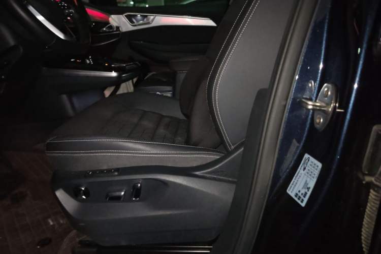 Used Volkswagen Talagon 2023 Facelift 380TSI All-Wheel-Drive Luxury Jiajing Pro 6-Seater Left Front Seat