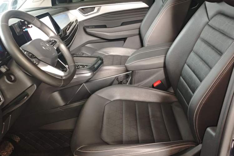Used Volkswagen Talagon 2023 Facelift 380TSI All-Wheel-Drive Luxury Jiajing Pro 6-Seater Left Front Seat