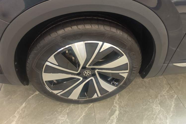 Used Volkswagen Talagon 2023 380TSI Four-Wheel Drive Luxury Premium Edition Pro Left Front Wheel Hub