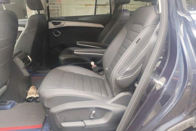 Used Volkswagen Talagon 2023 Facelift 380TSI All-Wheel-Drive Luxury Jiajing Pro 6-Seater Left Rear Seat