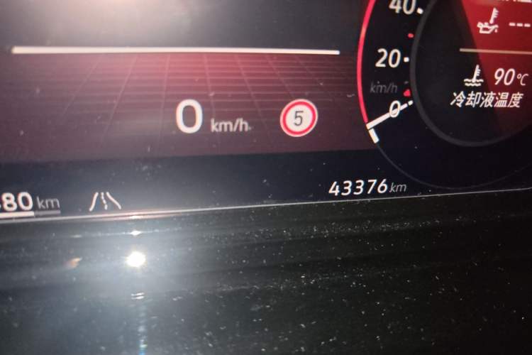Used Volkswagen Talagon 2023 Facelift 380TSI All-Wheel-Drive Luxury Jiajing Pro 6-Seater Odometer Close Up