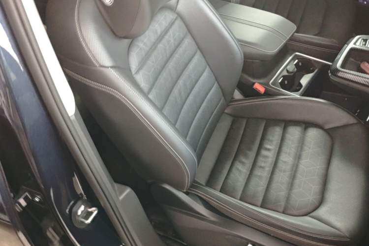 Used Volkswagen Talagon 2023 Facelift 380TSI All-Wheel-Drive Luxury Jiajing Pro 6-Seater Right Front Seat