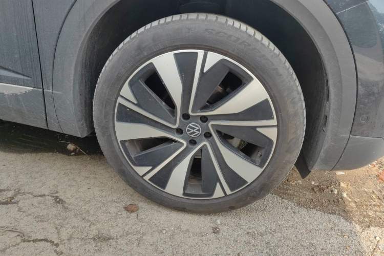 Used Volkswagen Talagon 2023 Facelift 380TSI Four-Wheel Drive Flagship Shengjing Edition 7 Seats Right Front Wheel Hub