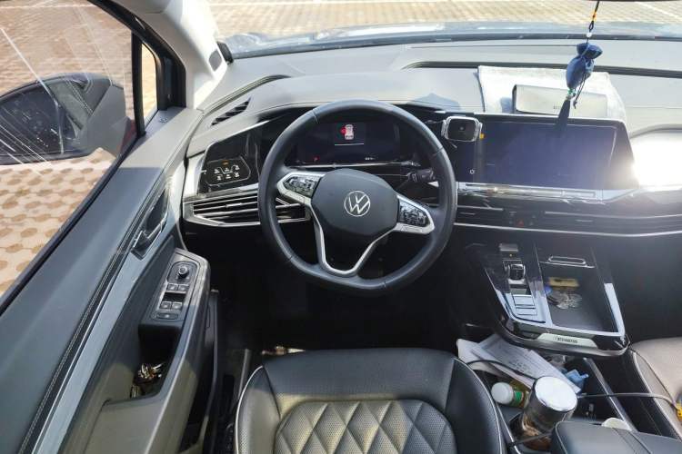 Used Volkswagen Talagon 2023 Facelift 530TSI All-Wheel-Drive Flagship Shengjing Edition Pro 6-Seater Steering Wheel