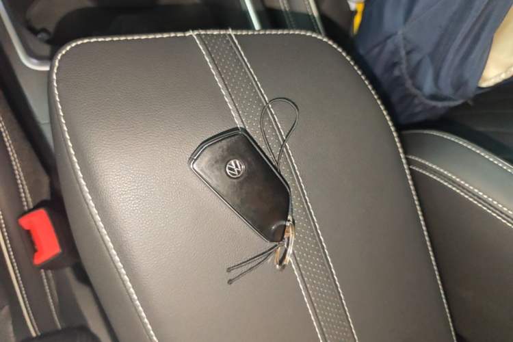 Used Volkswagen Talagon 2023 Facelift 530TSI All-Wheel-Drive Flagship Shengjing Edition Pro 6-Seater Vehicle Key