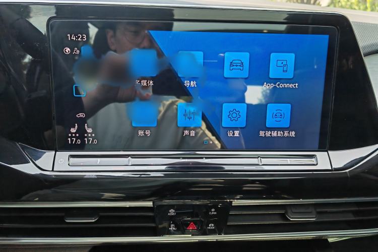 Used Volkswagen Talagon 2023 Facelift 380TSI All-Wheel Drive Luxury Jiajing Pro Version with 7 Seats Audio And AC Panel