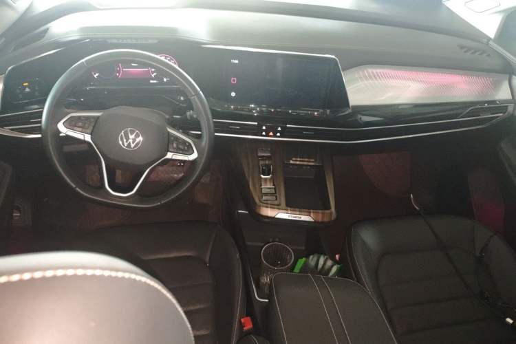 Used Volkswagen Talagon 2023 Facelift 380TSI All-Wheel-Drive Luxury Jiajing Pro 6-Seater Center Console