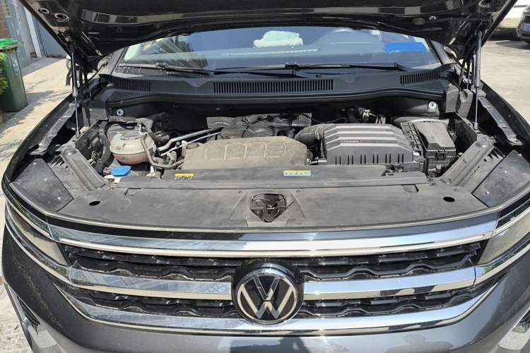 Used Volkswagen Talagon 2023 Facelift 380TSI All-Wheel-Drive Luxury Jiajing Pro 6-Seater Engine Bay