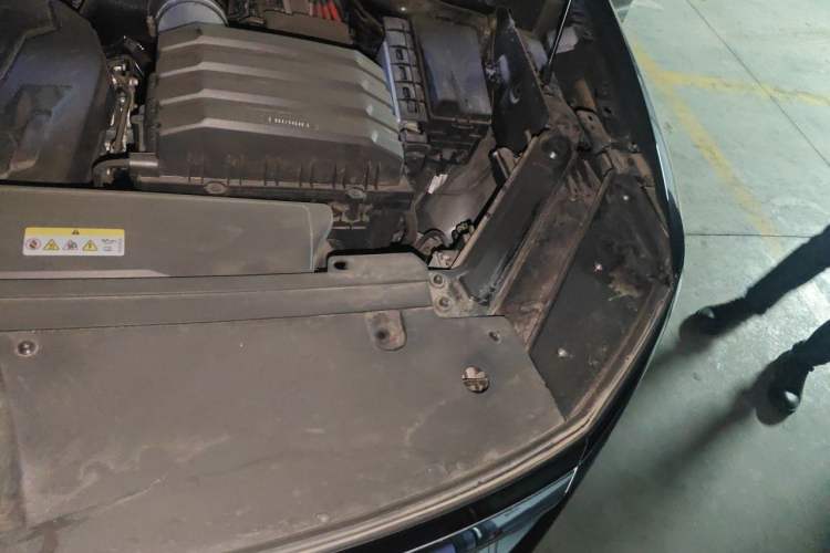 Used Volkswagen Talagon 2023 380TSI Four-Wheel Drive Luxury Premium Edition Pro Engine Bay Left