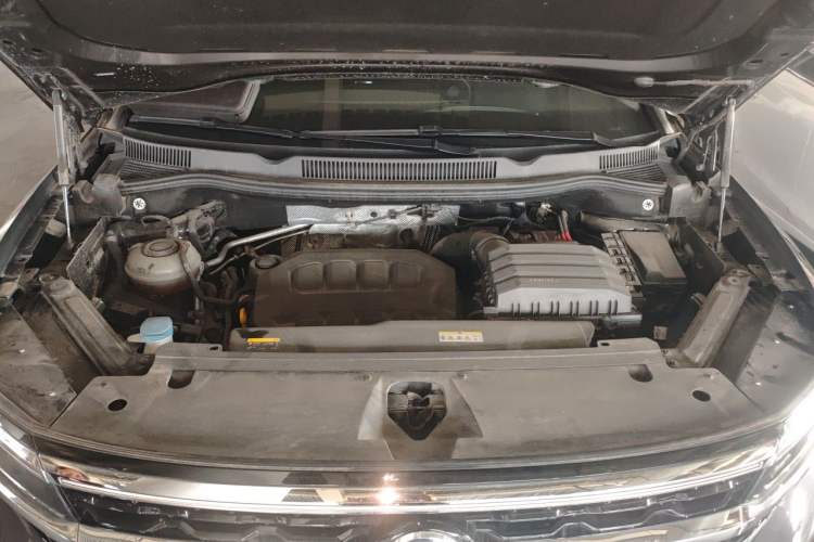 Used Volkswagen Talagon 2023 Facelift 380TSI All-Wheel-Drive Luxury Jiajing Pro 6-Seater Engine Bay