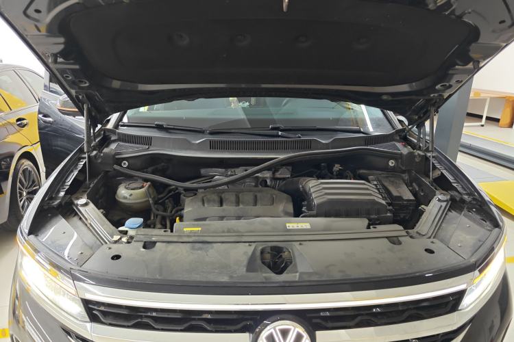 Used Volkswagen Talagon 2023 Facelift 380TSI All-Wheel-Drive Luxury Jiajing Pro 6-Seater Engine Bay