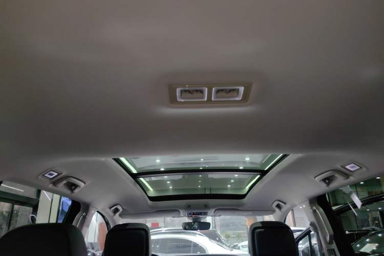Used Volkswagen Talagon 2023 Facelift 380TSI Four-Wheel Drive Flagship Shengjing Edition 7 Seats Headliner