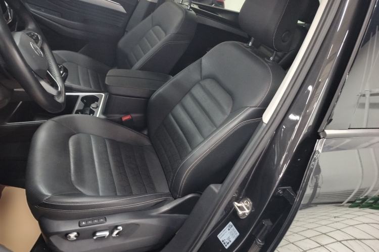 Used Volkswagen Talagon 2023 Facelift 380TSI All-Wheel-Drive Luxury Jiajing Pro 6-Seater Left Front Seat
