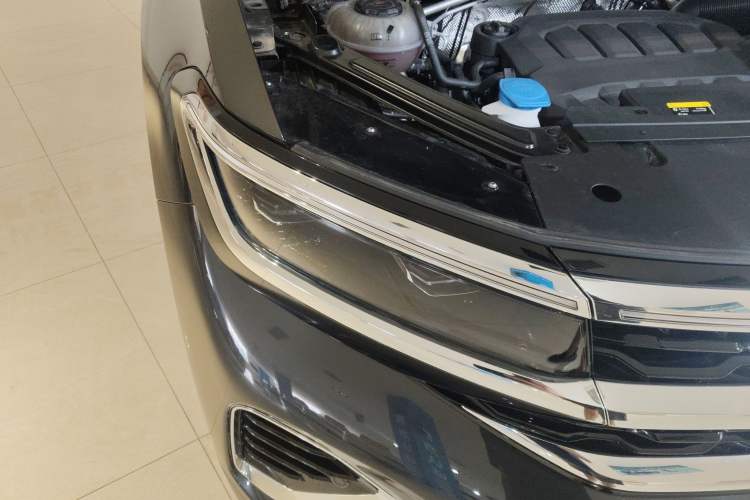 Used Volkswagen Talagon 2023 Facelift 380TSI All-Wheel-Drive Luxury Jiajing Pro 6-Seater Right Front Headlight