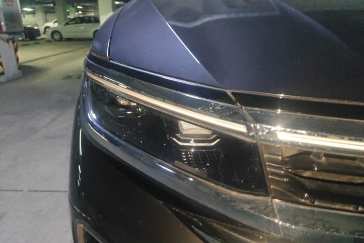 Used Volkswagen Talagon 2023 380TSI Four-Wheel Drive Luxury Premium Edition Pro Right Front Headlight