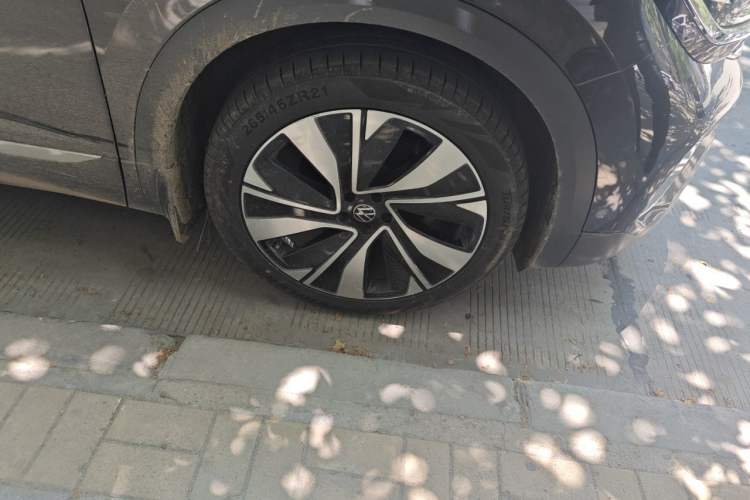 Used Volkswagen Talagon 2023 380TSI Four-Wheel Drive Luxury Premium Edition Pro Right Front Wheel Hub