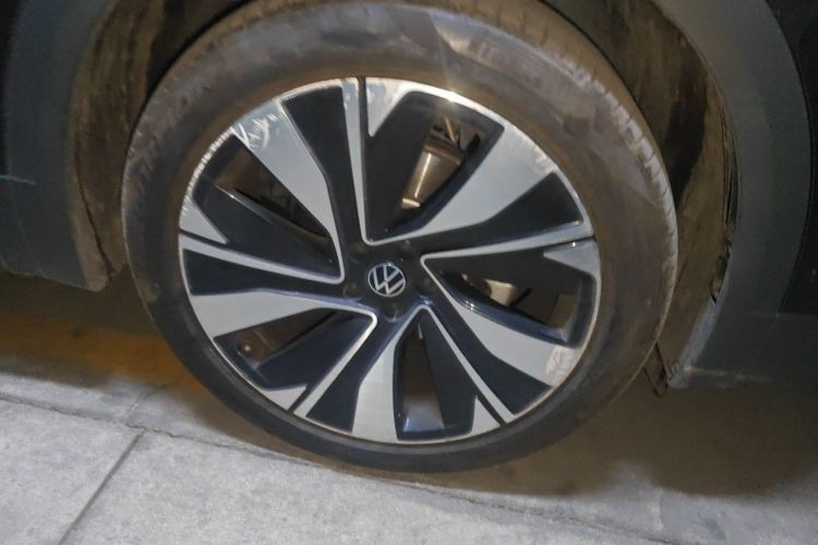 Used Volkswagen Talagon 2023 380TSI Four-Wheel Drive Luxury Premium Edition Pro Right Front Wheel Hub