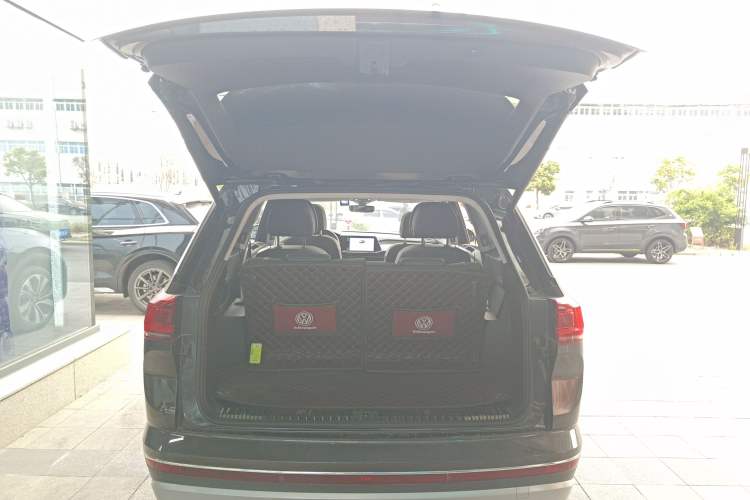 Used Volkswagen Talagon 2023 Facelift 380TSI All-Wheel-Drive Luxury Jiajing Pro 6-Seater Trunk