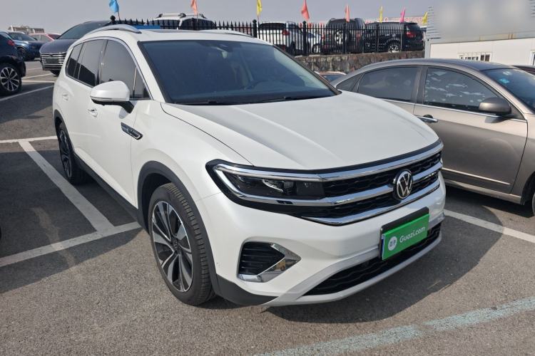 Used Volkswagen Talagon 2023 Facelift 380TSI All-Wheel-Drive Luxury Jiajing Pro 6-Seater Front Right 45 Deg
