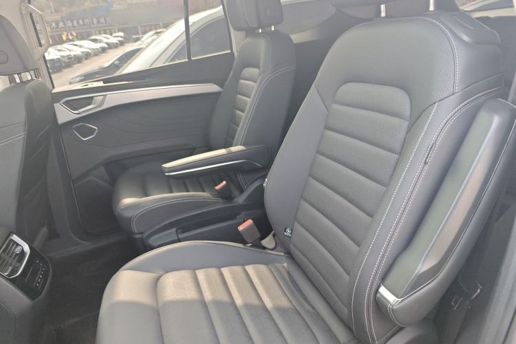 Used Volkswagen Talagon 2023 Facelift 380TSI All-Wheel-Drive Luxury Jiajing Pro 6-Seater Left Rear Seat