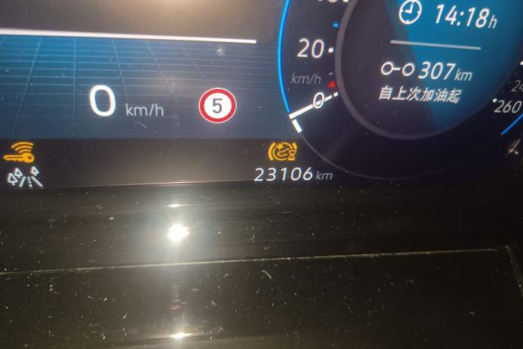 Used Volkswagen Talagon 2023 Facelift 380TSI All-Wheel Drive Luxury Jiajing Pro Version with 7 Seats Odometer Close Up