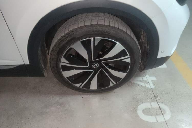 Used Volkswagen Talagon 2023 Facelift 380TSI All-Wheel Drive Luxury Jiajing Pro Version with 7 Seats Right Front Wheel Hub