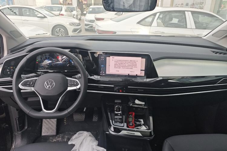 Used Volkswagen Talagon 2024 380TSI Four-Wheel Drive Luxury Jiajing Pro Shared-Experience Version 6 Seats Center Console