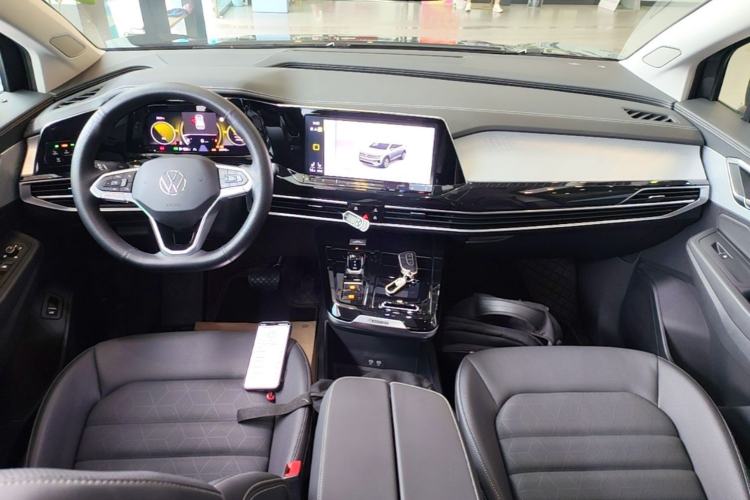 Used Volkswagen Talagon 2024 380TSI All-Wheel Drive Luxury Prestige Pro 6-Seater Center Console
