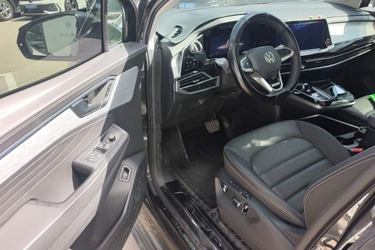 Used Volkswagen Talagon 2024 380TSI All-Wheel Drive Luxury Prestige Pro 6-Seater Driver Seat