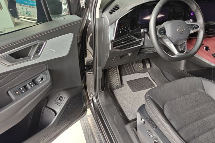 Used Volkswagen Talagon 2024 380TSI All-Wheel Drive Luxury Prestige Pro 6-Seater Driver Seat
