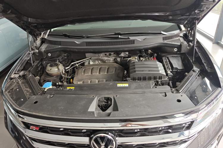 Used Volkswagen Talagon 2024 380TSI All-Wheel Drive Luxury Prestige Pro 6-Seater Engine Bay