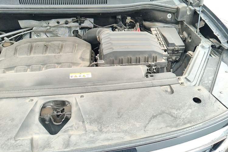 Used Volkswagen Talagon 2024 380TSI All-Wheel Drive Luxury Prestige Pro 7-Seater Engine Bay Left