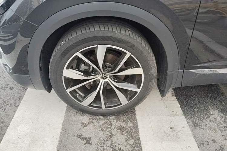 Used Volkswagen Talagon 2024 530TSI Four-Wheel-Drive Flagship Shengjing Edition Pro 6-Seater Exterior 4