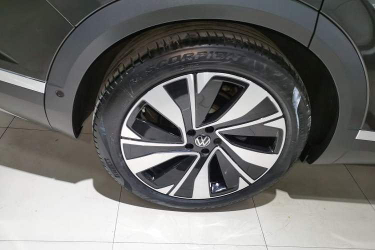 Used Volkswagen Talagon 2024 380TSI All-Wheel Drive Luxury Prestige Pro 6-Seater Exterior 5