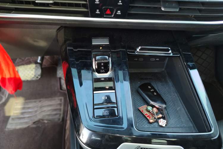 Used Volkswagen Talagon 2024 380TSI All-Wheel Drive Luxury Prestige Pro 7-Seater Gear Lever