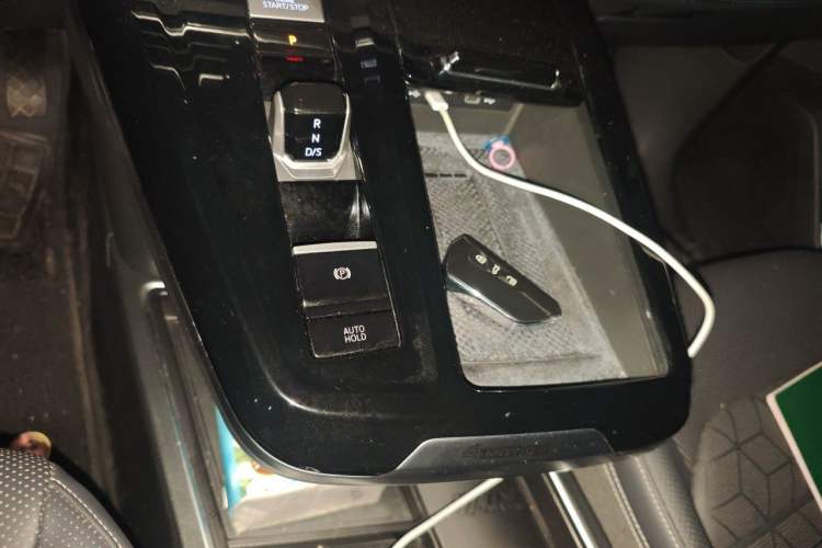 Used Volkswagen Talagon 2024 380TSI All-Wheel Drive Luxury Prestige Pro 7-Seater Gear Lever