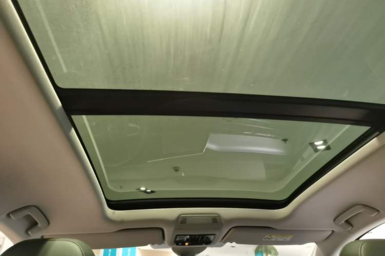 Used Volkswagen Talagon 2024 380TSI All-Wheel Drive Luxury Prestige Pro 6-Seater Headliner