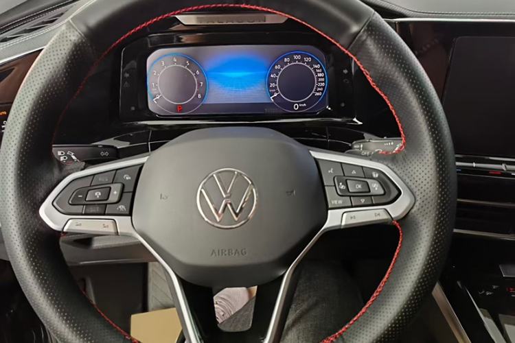 Used Volkswagen Talagon 2024 380TSI All-Wheel Drive Luxury Prestige Pro 6-Seater Interior 2