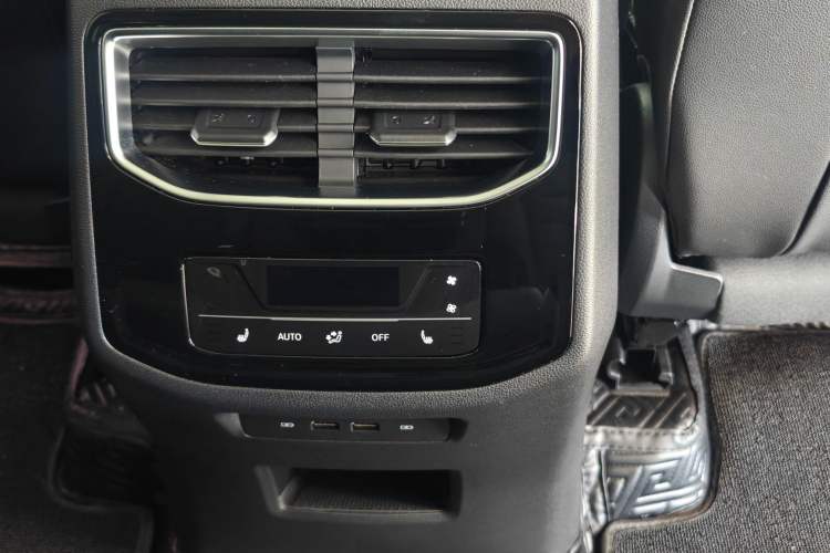 Used Volkswagen Talagon 2024 380TSI All-Wheel Drive Luxury Prestige Pro 7-Seater Interior 2