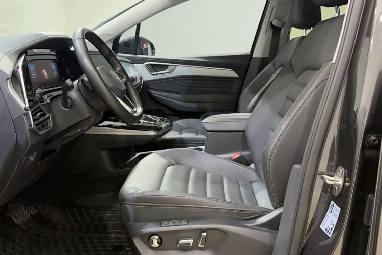 Used Volkswagen Talagon 2024 380TSI All-Wheel Drive Luxury Prestige Pro 6-Seater Interior 5