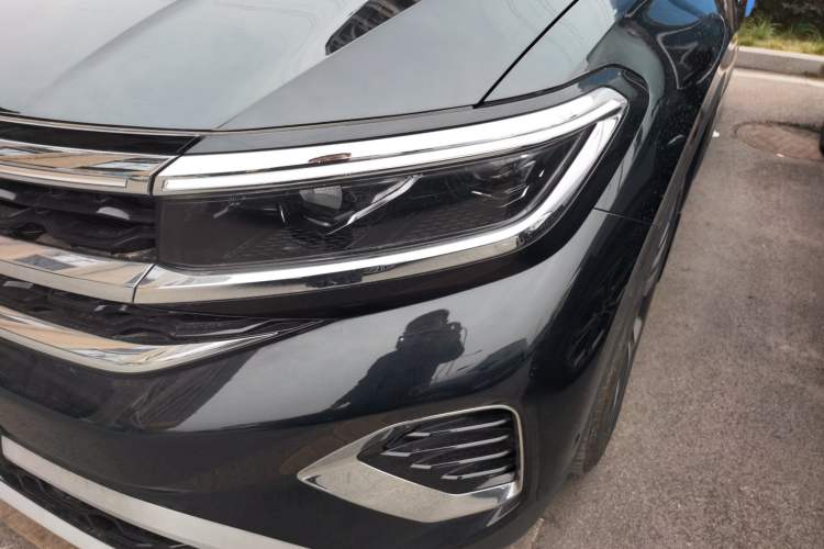 Used Volkswagen Talagon 2024 380TSI All-Wheel Drive Luxury Prestige Pro 6-Seater Left Front Headlight