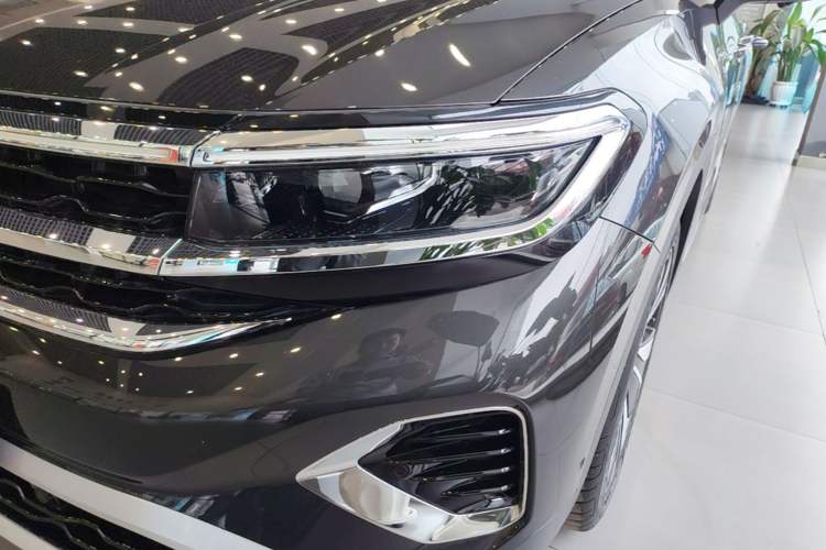 Used Volkswagen Talagon 2024 380TSI All-Wheel Drive Luxury Prestige Pro 6-Seater Left Front Headlight