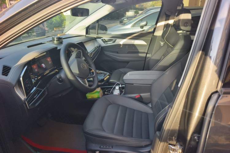 Used Volkswagen Talagon 2024 380TSI All-Wheel Drive Luxury Prestige Pro 7-Seater Left Front Seat