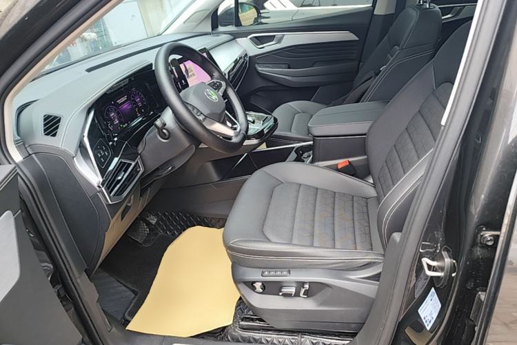 Used Volkswagen Talagon 2024 380TSI All-Wheel Drive Luxury Prestige Pro 7-Seater Left Front Seat