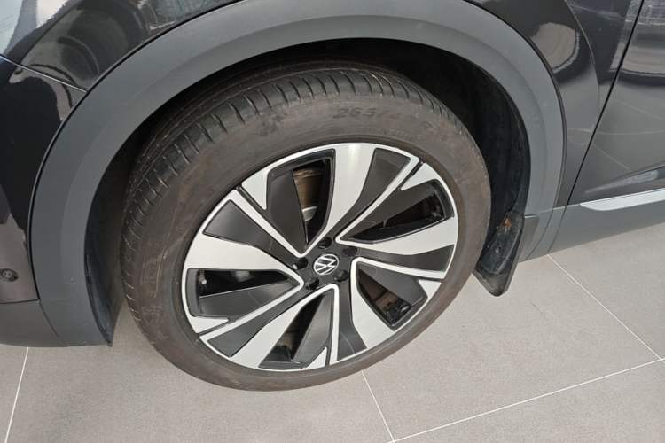 Used Volkswagen Talagon 2024 380TSI All-Wheel Drive Luxury Prestige Pro 6-Seater Left Front Wheel Hub