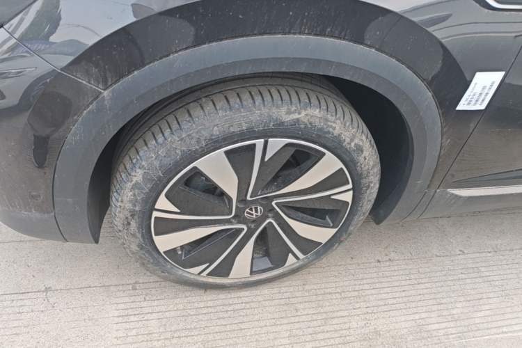 Used Volkswagen Talagon 2024 380TSI Four-Wheel Drive Luxury Jiajing Pro Shared-Experience Version 6 Seats Left Front Wheel Hub